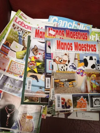 Lote de 5 revistas de manualidades