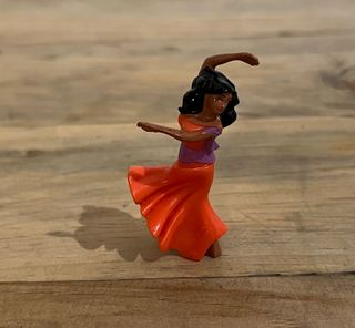 FIGURA NESTLE ESMERALDA JOROBADO DE NOTRE DAME