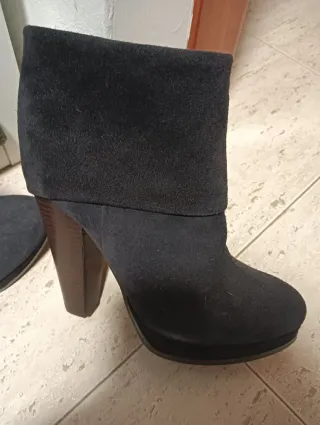 Botines Ash ante azul marino talla 38