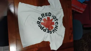 Camiseta Red Hot Chili Peppers Blanca
