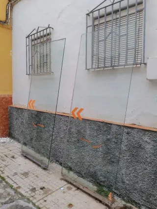 2 Cristales seguridad MEDIDAS: 2,33x96cm Grueso: