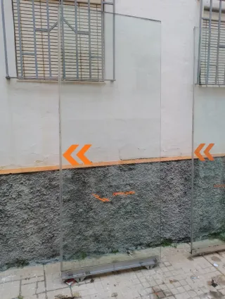 2 Cristales seguridad MEDIDAS: 2,33x96cm Grueso: