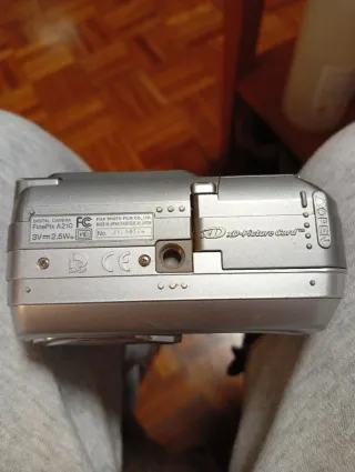 Cámara Digital Fujifilm FinePix A210