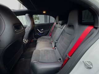 Mercedes-Benz Clase A35 AMG