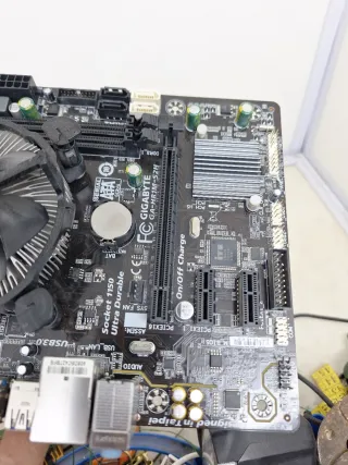 Placa Base Gigabyte Socket 1150