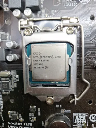 Placa Base Gigabyte Socket 1150