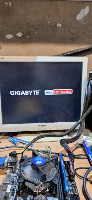 Placa Base Gigabyte Socket 1150