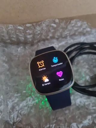 Google Fitbit Versa 3 GPS Dorado
