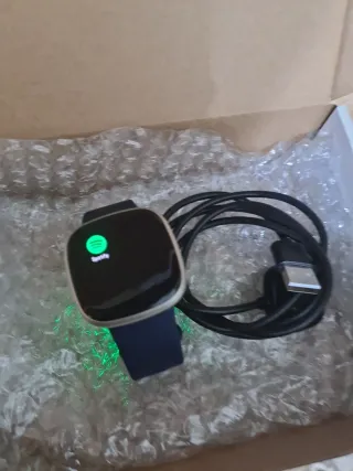 Google Fitbit Versa 3 GPS Dorado