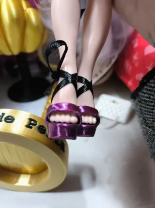 Borsa e scarpe di lusso Rainbow, Barbie, Monster