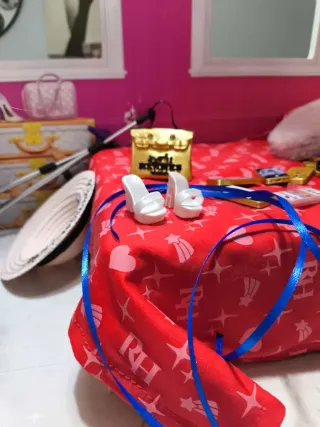 Borsa e scarpe di lusso Rainbow, Barbie, Monster