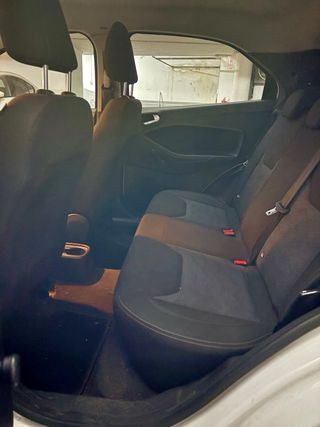 Ford Ka+ 2017 negociable