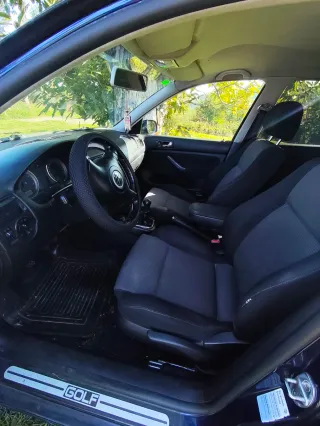 Volkswagen 2002, segunda mano, POCO NEGOCIABLE.