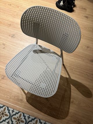 4 Sillas Blancas Metal/Plástico