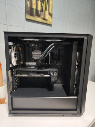 PC Gaming Ryzen 7 7800X3D RX 6950XT 32GB DDR5