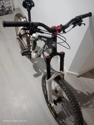 Bicicleta Kona Stinky Doble Suspensión