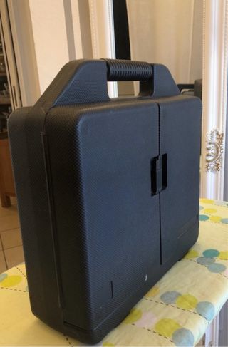 Microscopio giocattolo con valigetta attrezzi