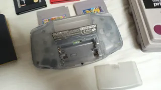 Pack Game Boy Advance Transparente + Accesorios