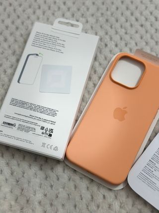 Funda iPhone 15 Pro Max Silicone MagSafe