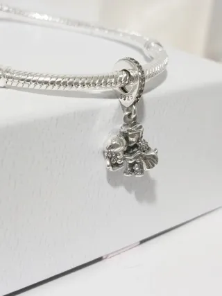 Charm Colgante Novios Enamorados Beso Matrimonio