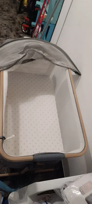 Minicuna colecho con mosquitera