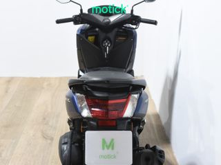 YAMAHA NMAX 125