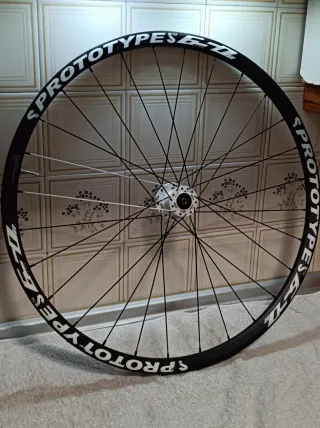 Llantas Carbono PROTOTYPE