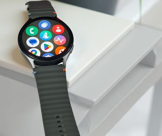 Samsung Galaxy Watch 7 Gris Multicolor