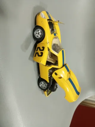 Ferrari 250 GTO 1/24 Amarillo