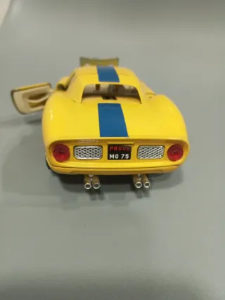 Ferrari 250 GTO 1/24 Amarillo