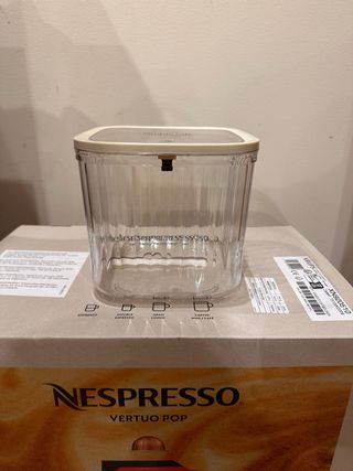 Cafetera Nespresso Vertuo POP Roja