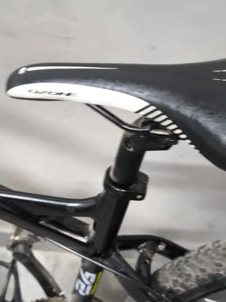 Bicicleta de montaña con doble disco 26"