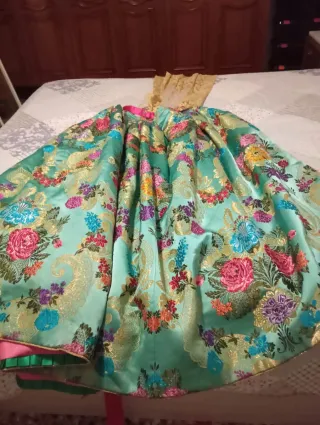Traje de Fallera azul y dorado
