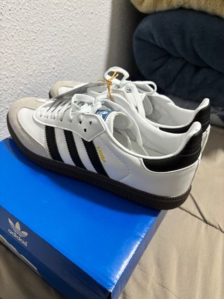 Adidas Samba Blancas y Negras