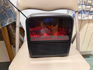 Calefactor eléctrico con efecto chimenea