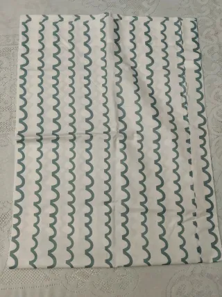 Fundas de almohada con diseño de olas (124*47)