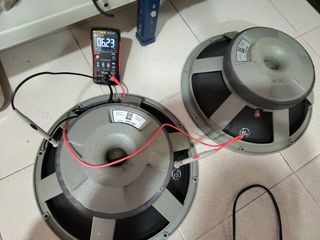 Pareja Altavoces Beyma 15G400