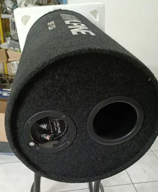 Subwoofer Alpine Nero