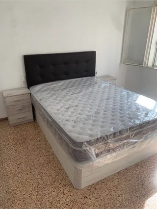 Liquidación canapés y colchones armarios y sofasso