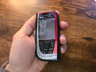 Móvil Nokia 7610 Negro/Rojo