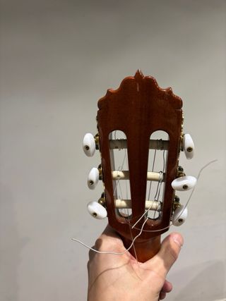 Guitarra Alhambra 5p con estuche