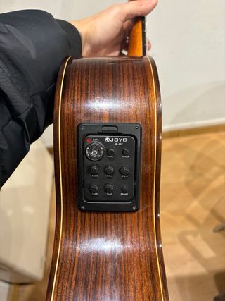 Guitarra Alhambra 5p con estuche