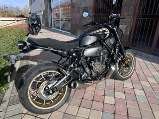 Yamaha XSR 700 2024
