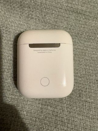 Apple AirPods
