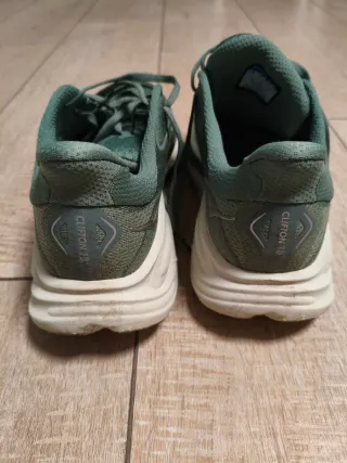Hoka Clifton 10 Verde talla 43 1/3