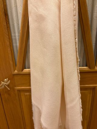 Chal beige sin estrenar