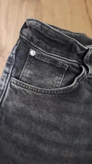 Pantalones anchos H&M grises niño Talla M