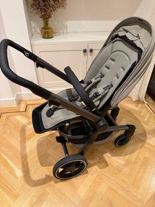 Silla de paseo Joolz Hub+ con capazo