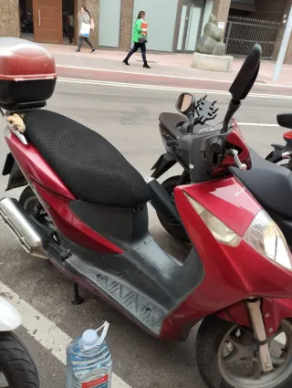 Honda Dylan-125 Gasolina Scooter