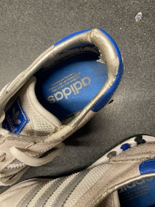 Scarpe Adidas Donna Tg 36 con piccola spellatura